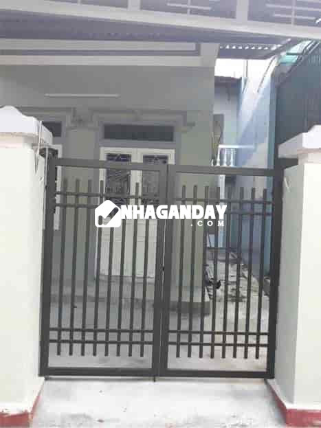 Cho thuê nhà Tăng Bạt Hổ bờ bắc có cổng
