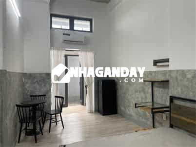 Cho thuê phòng đầy đủ nội thất có sân sau 118 Lô 32, KĐT Nam Hòa Xuân