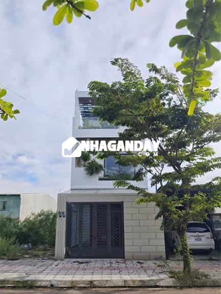 Bán nhà 3 tầng 3 mê Đặng Văn Chung, Nam Hoà Xuân, Đà Nẵng