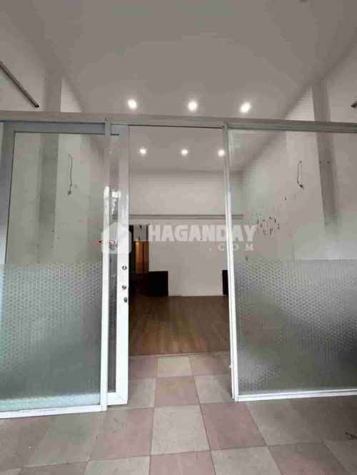 Cho thuê nhà nguyên căn 3 tầng mặt tiền kinh doanh Nguyễn Hoàng, Hải Châu, Đà Nẵng