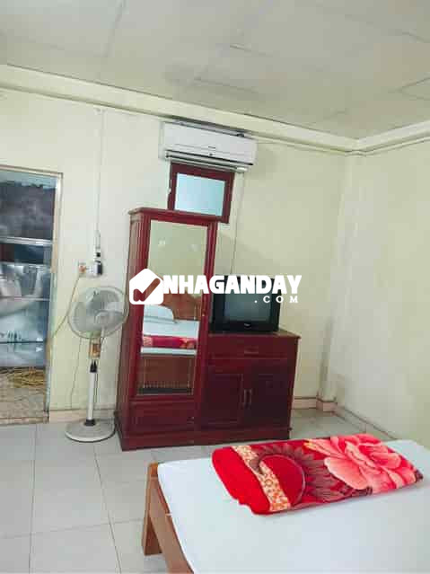 Cho thuê phòng trọ điều hòa tivi ngay uỷ ban phường ngọc xuân cũ